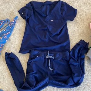 Figs tall medium jogger navy set